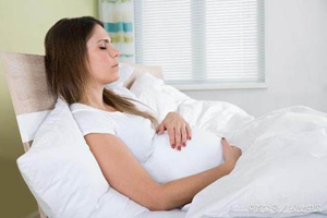 孕妇的正确睡姿？孕妇应该怎么睡觉最好？